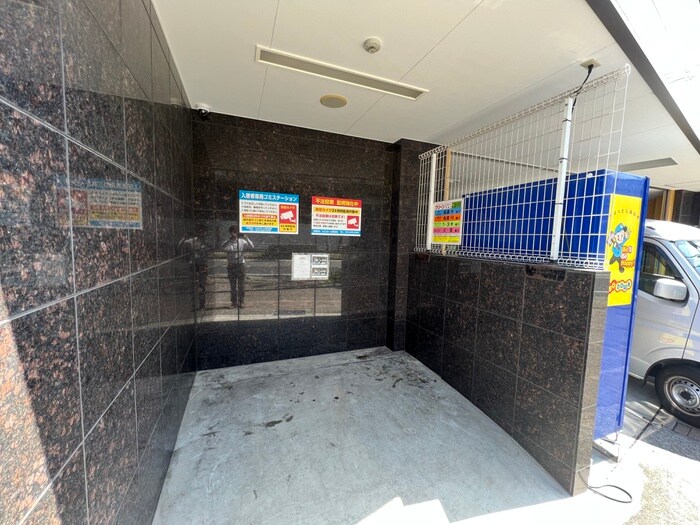 物件外観写真4　(建物設備)