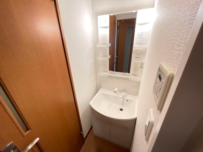 物件内観写真12　(洗面)