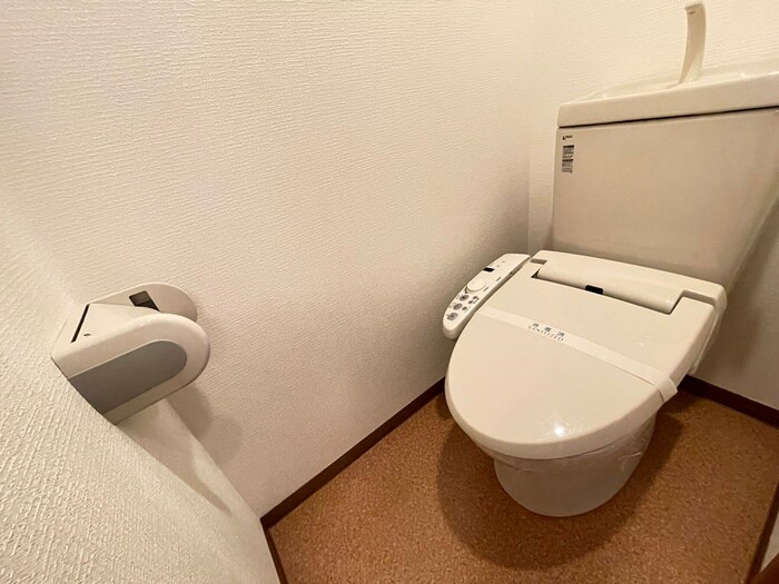 物件内観写真13　(トイレ)