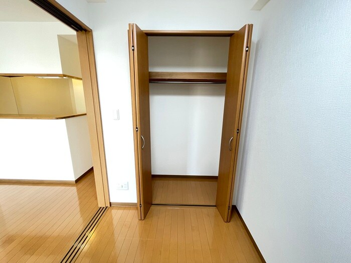 物件内観写真14　(収納)