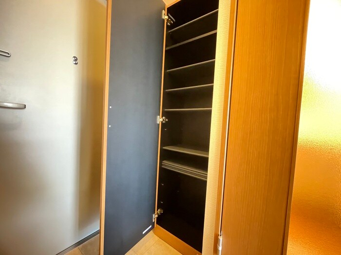 物件内観写真18　(靴箱)