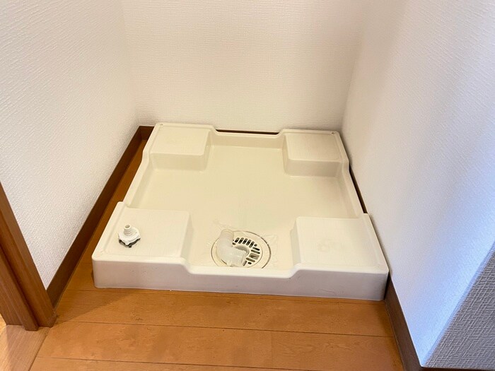 物件内観写真21　(洗濯機置場)