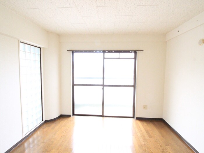 物件内観写真22　(居室)