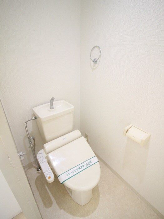 物件内観写真16　(トイレ)