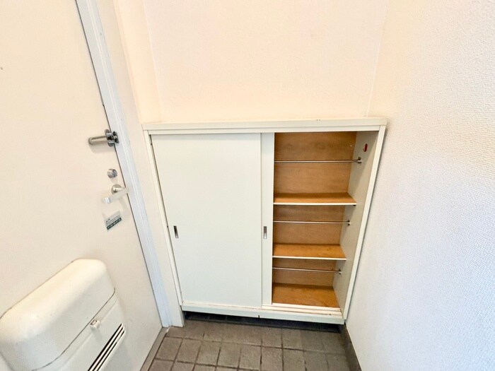 物件内観写真17　(靴箱)