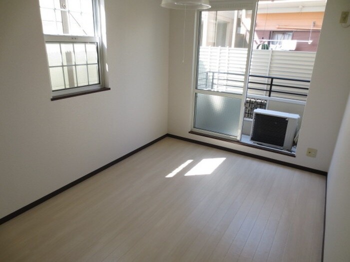 物件内観写真8　(内観写真)