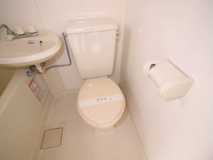 物件内観写真12　(トイレ)