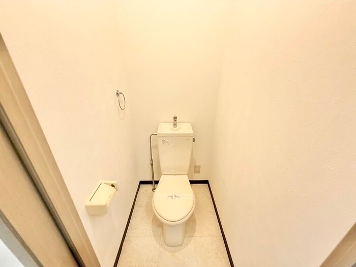 物件内観写真14　(トイレ)