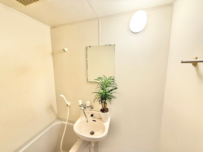 物件内観写真14　(洗面)