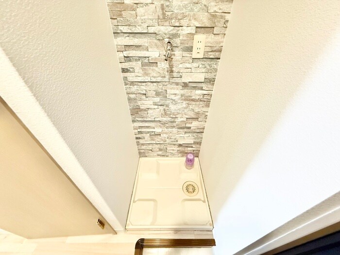 物件内観写真16　(洗濯機置場)