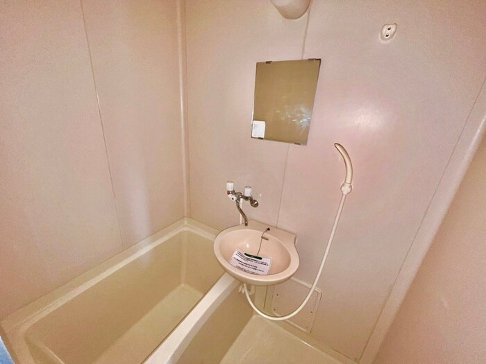 物件内観写真13　(洗面)