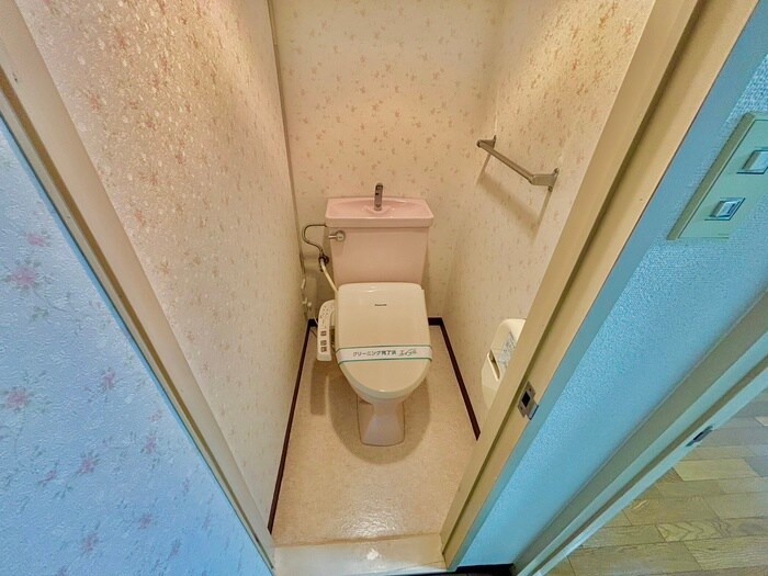 物件内観写真13　(トイレ)