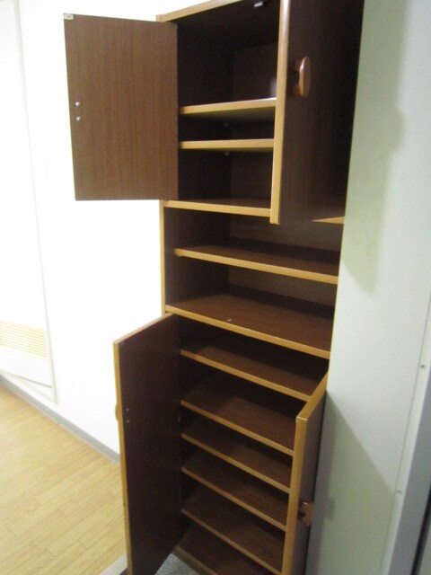 物件内観写真10　(靴箱)