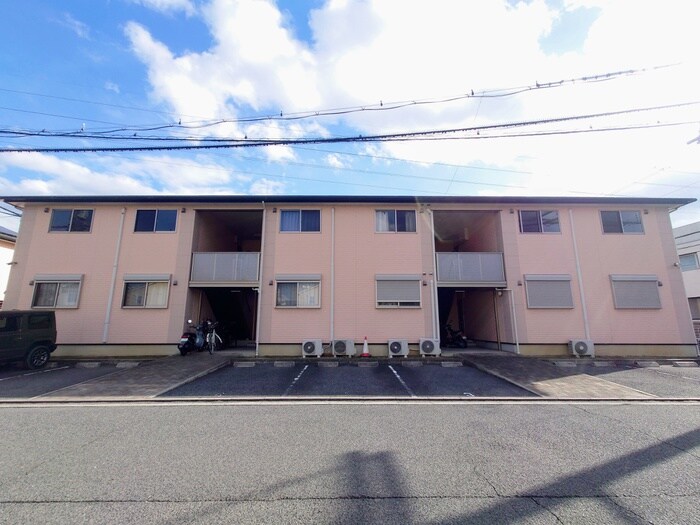 物件外観写真2　(外観写真)