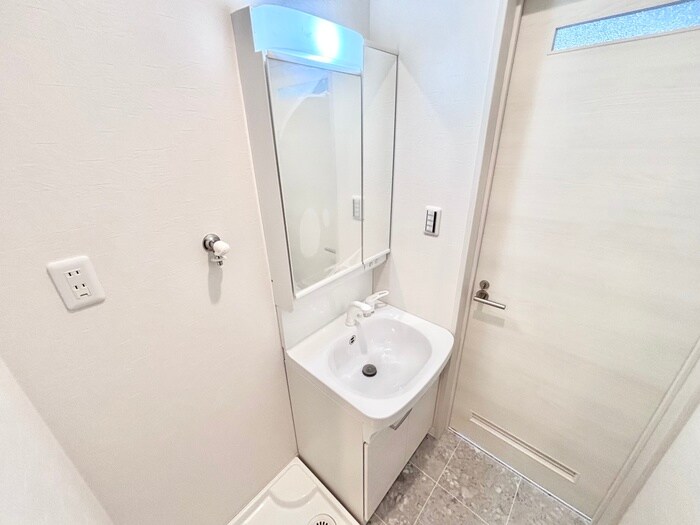 物件内観写真14　(洗面)