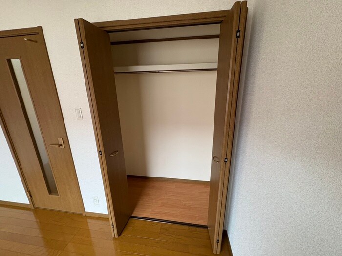 物件内観写真15　(収納)