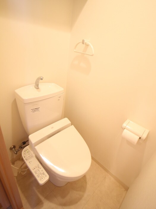 物件内観写真15　(トイレ)