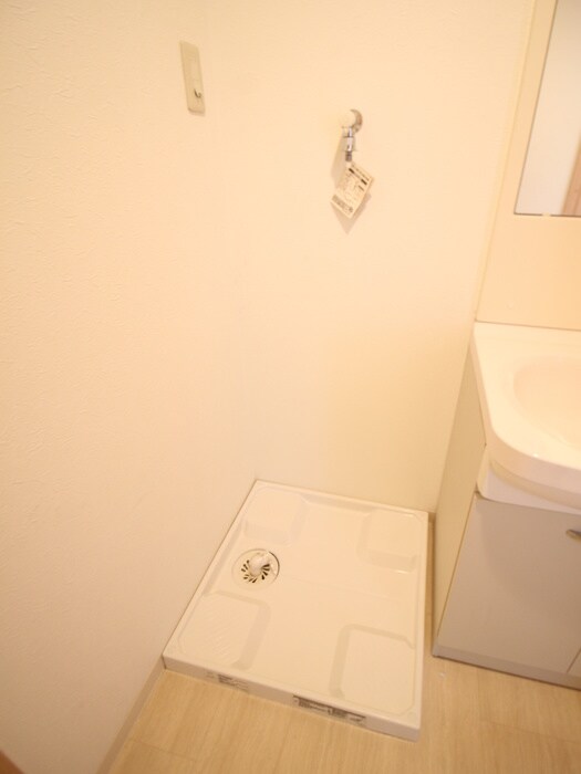 物件内観写真19　(洗濯機置場)