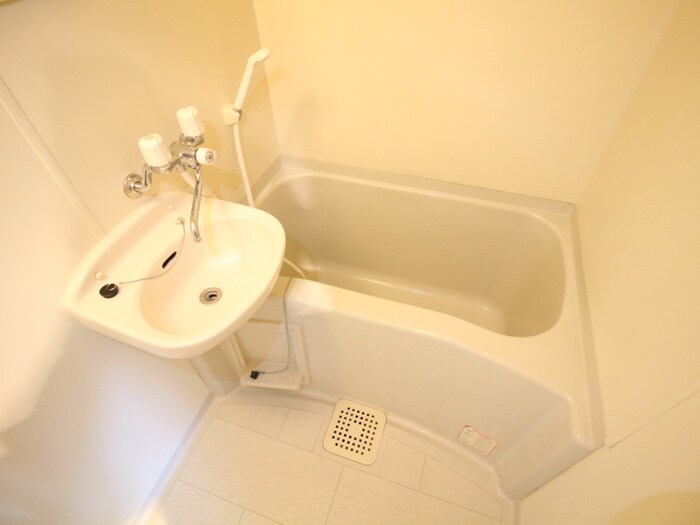 物件内観写真8　(バス／シャワールーム等)