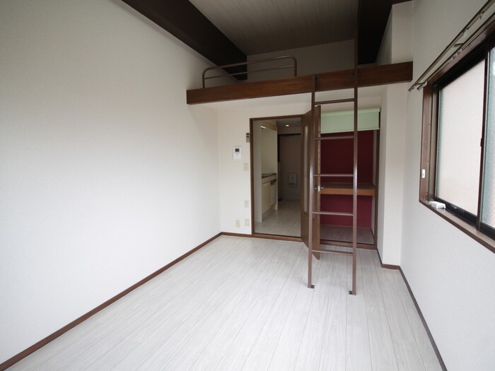 物件内観写真9　(居室)