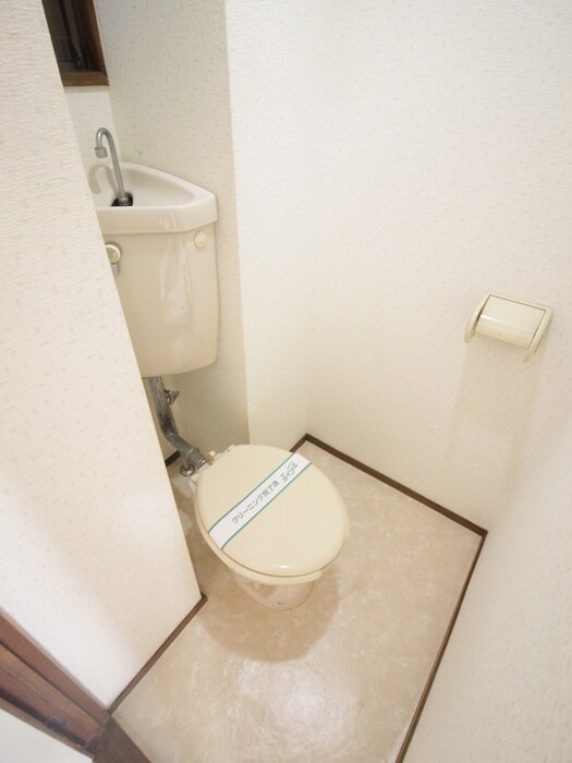 物件内観写真15　(トイレ)