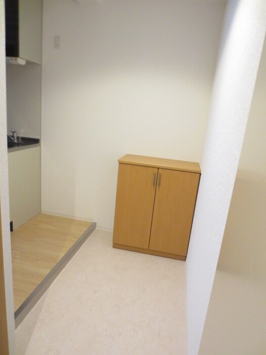 物件内観写真6　(玄関)