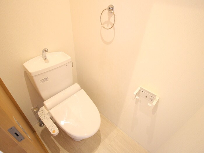 物件内観写真11　(トイレ)