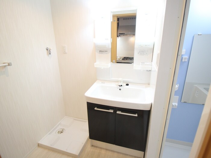 物件内観写真12　(洗面)