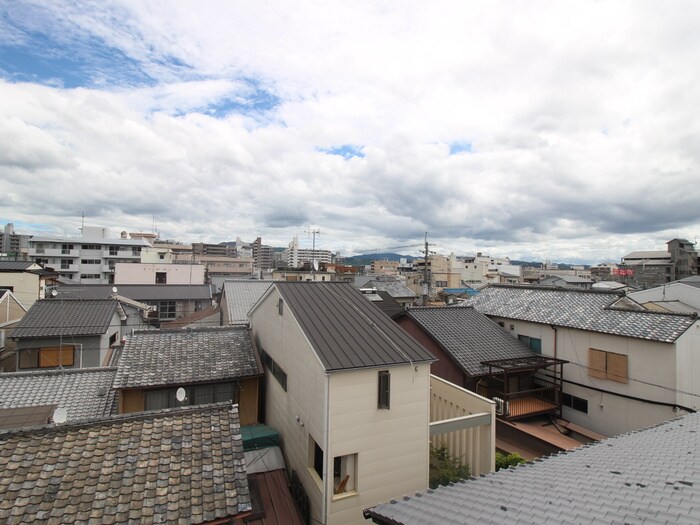 物件内観写真15　(室内からの展望)