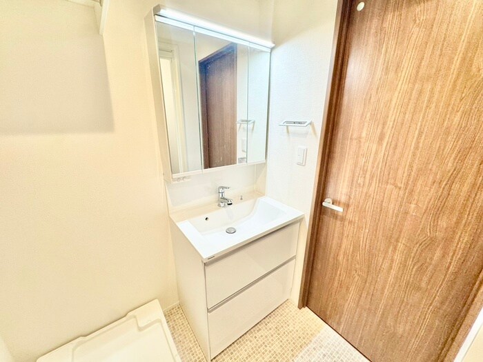 物件内観写真11　(洗面)