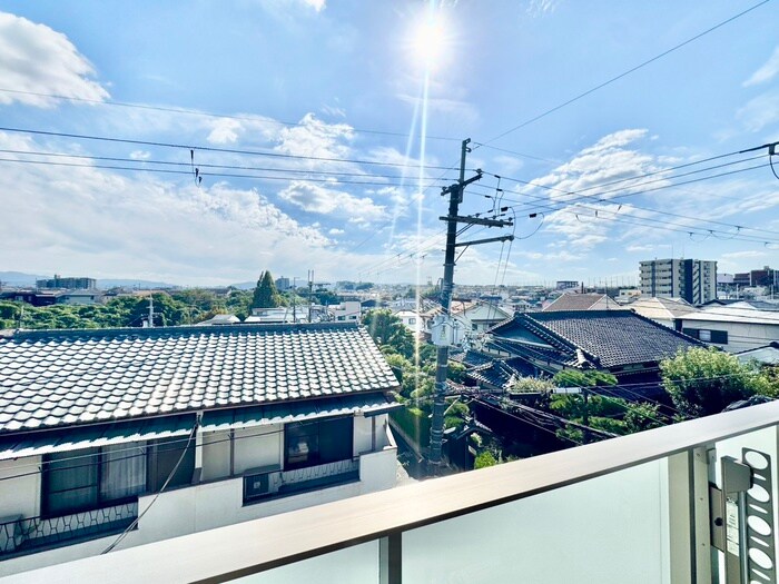 物件内観写真22　(室内からの展望)