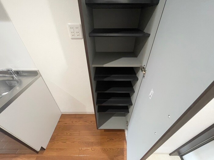 物件内観写真15　(靴箱)