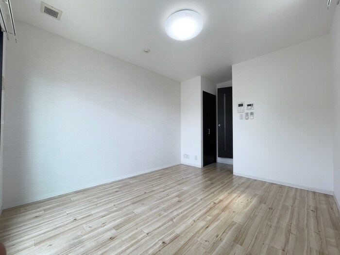 物件内観写真17　(居室)