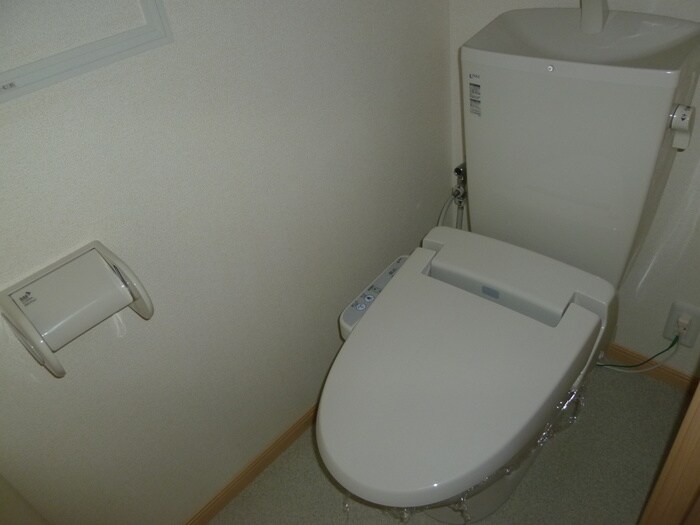 物件内観写真14　(トイレ)