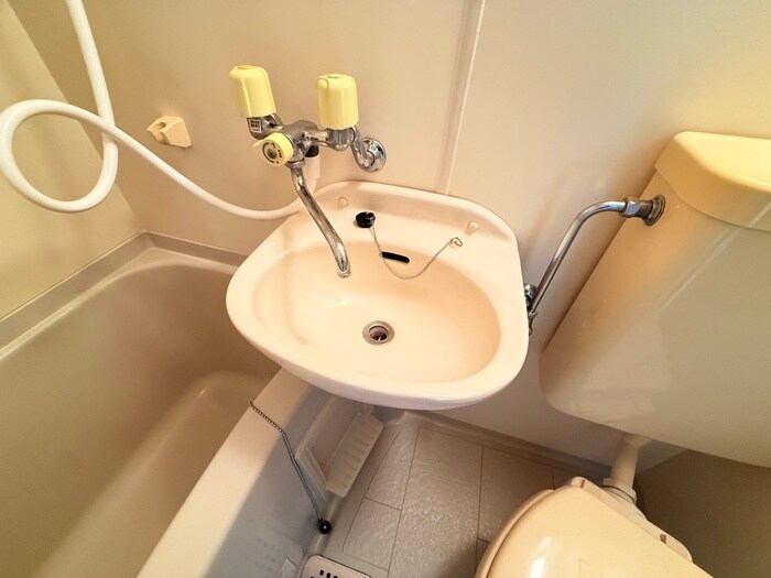 物件内観写真11　(洗面)