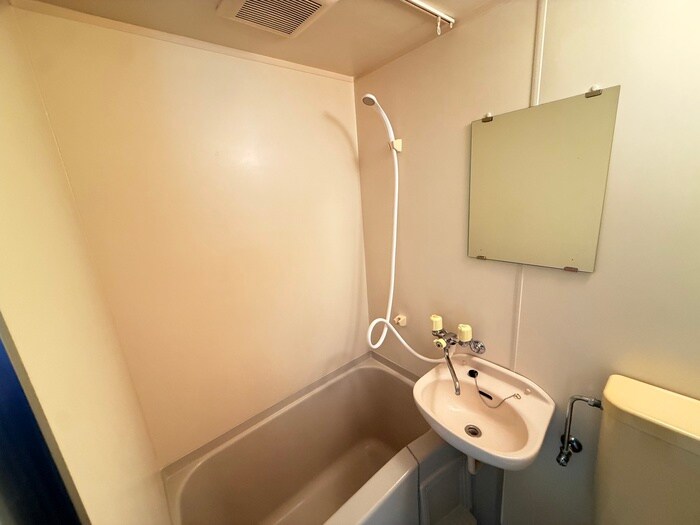 物件内観写真12　(バス／シャワールーム等)