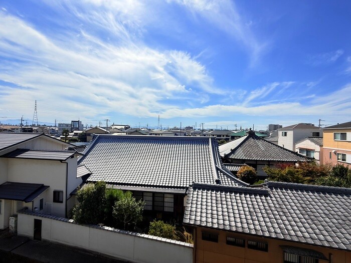 物件内観写真21　(室内からの展望)