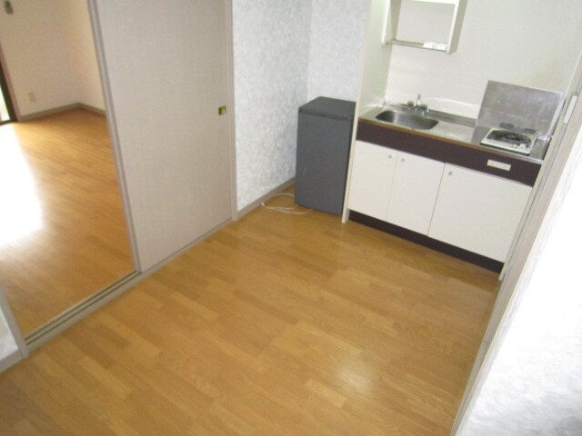 物件内観写真7　(居室)