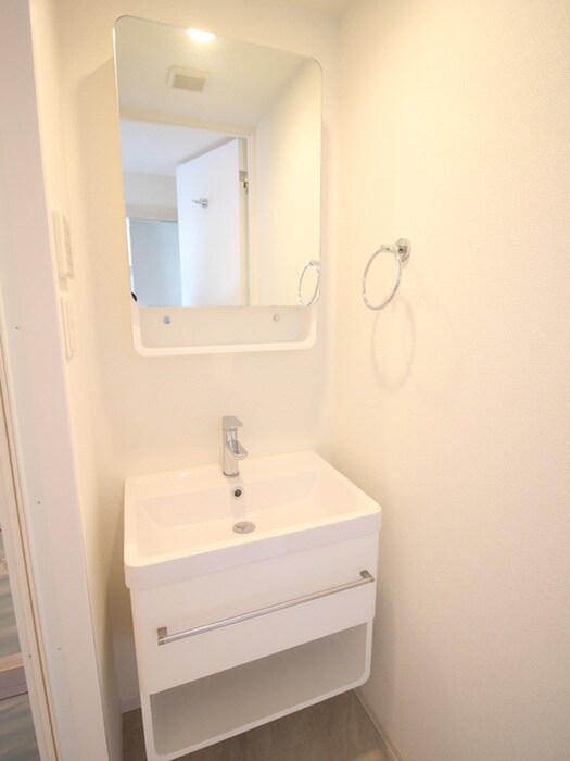 物件内観写真13　(洗面)