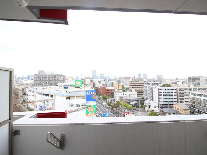 物件内観写真17　(室内からの展望)