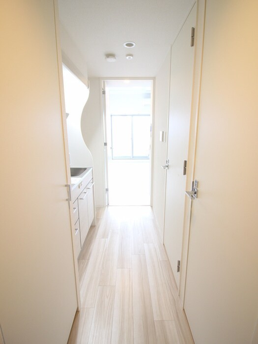 物件内観写真19　(廊下)