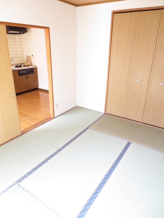 物件内観写真9　(居室)