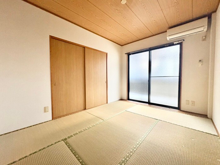 物件内観写真9　(居室)