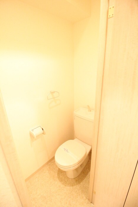 物件内観写真11　(トイレ)