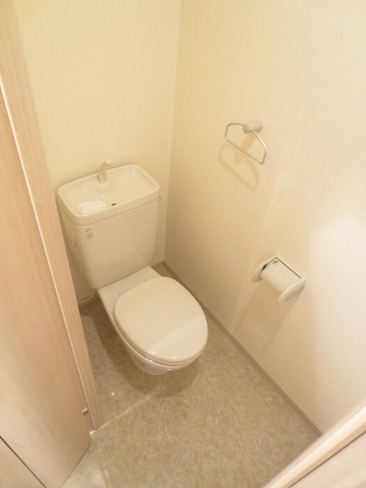 物件内観写真11　(トイレ)