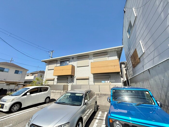 物件外観写真2　(外観写真)