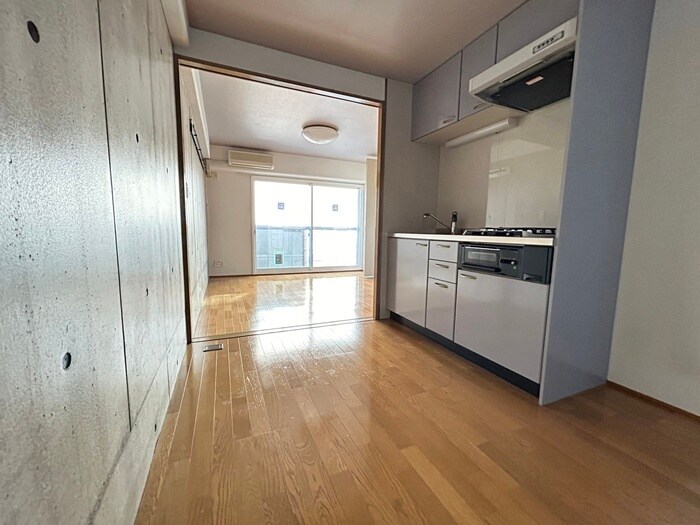 物件内観写真7　(居室)