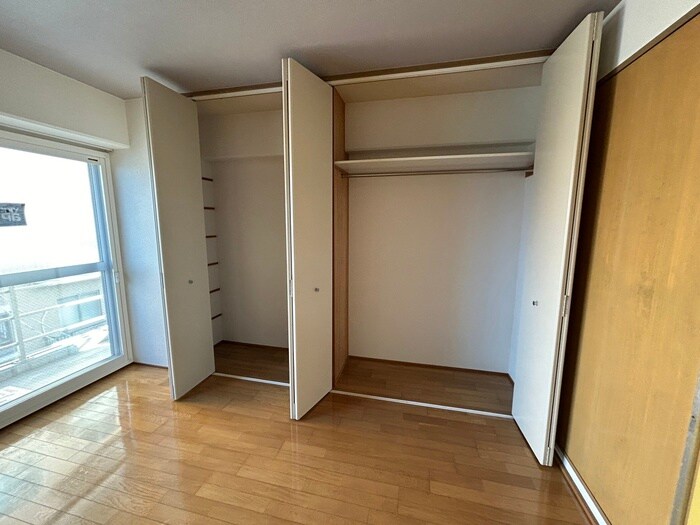 物件内観写真16　(収納)