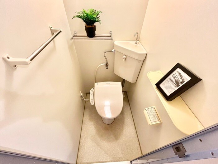 物件内観写真14　(トイレ)