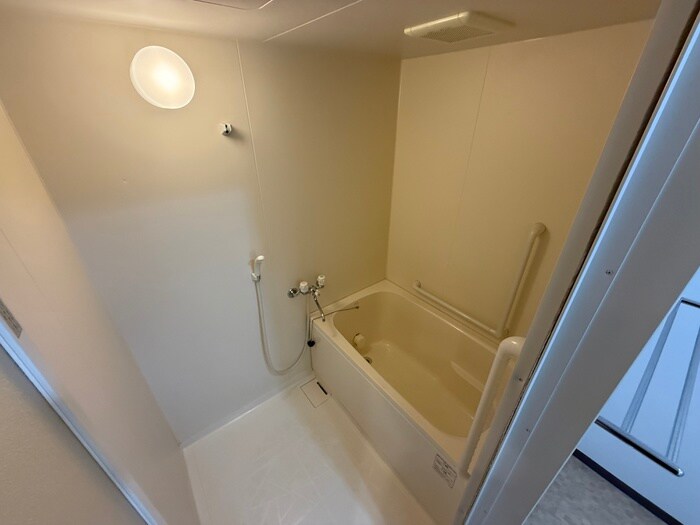 物件内観写真9　(バス／シャワールーム等)